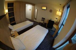 Отель Hotel nad Wisłą Тчев Стандартный двухместный номер с 1 кроватью или 2 отдельными кроватями-6
